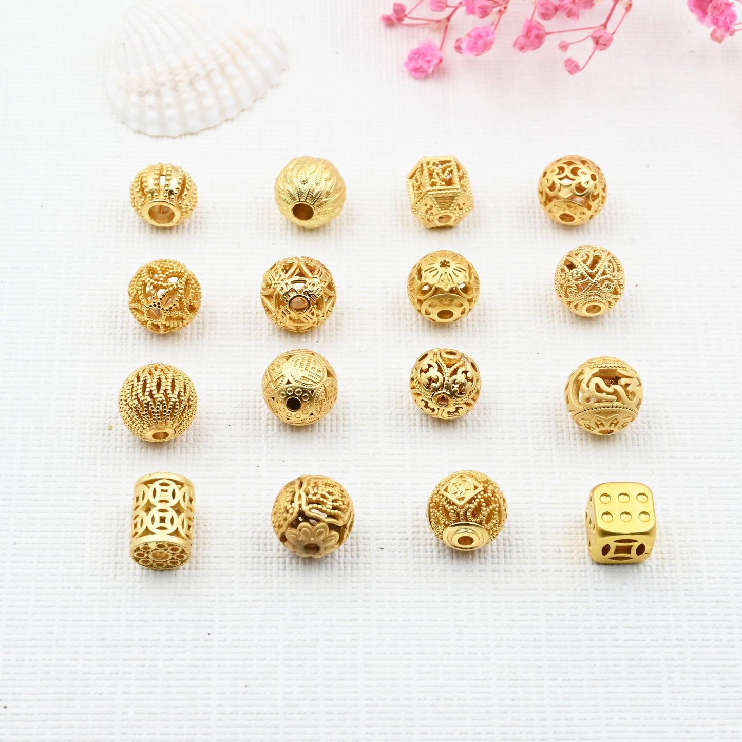 Random 6 Items - Ancient Gold Hollow Bead with 'Fu' Character – Wealth and Blessing Beads for DIY Jewelry